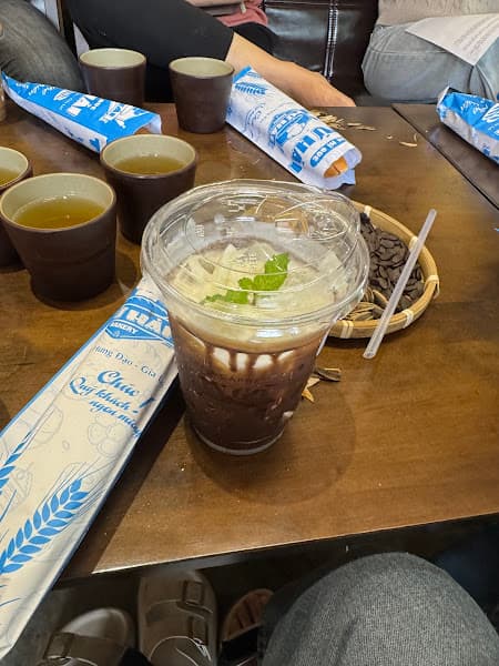 Hình ảnh Tiệm Cafe Bàn Gỗ - 8