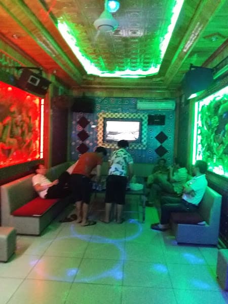 Hình ảnh Karaoke The Moon - 2