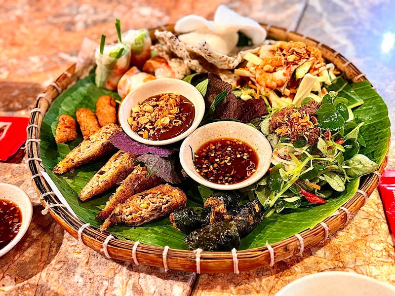 Hình ảnh Dì Mai Vietnamese Restaurant - Landmark 81 - 2