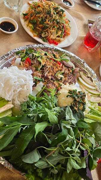 Hình ảnh Nhà hàng Hoa viên Sơn Thuỷ - 2