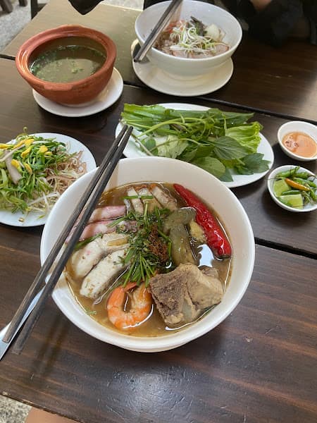 Hình ảnh Ngõ 12 - Bún mắm, hủ tiếu khô / Fermented Fish Noodle Soup, Nam Vang Noodle Soup - 3