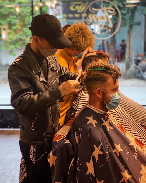 Ảnh bìa Michael Barber Shop in Café