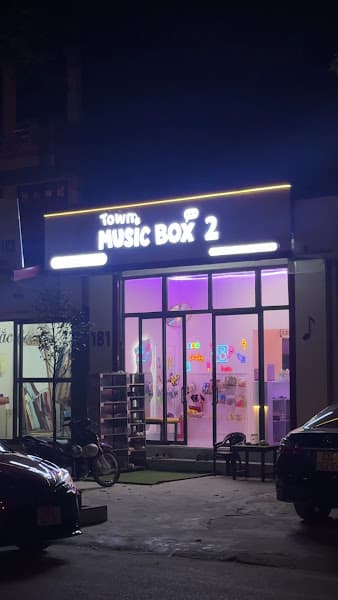 Town Music box 2