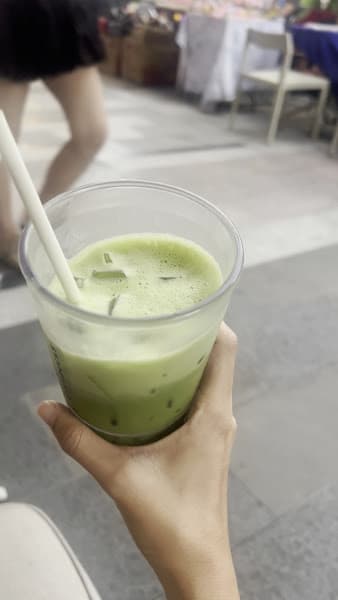 Hình ảnh Starbucks Q2 Terrace - 2