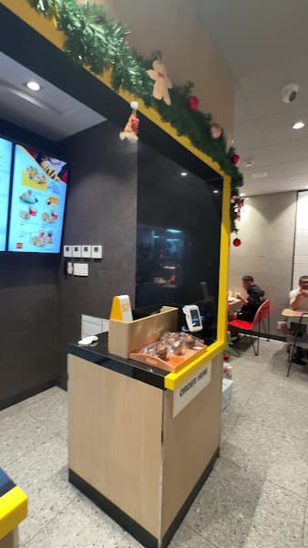 Hình ảnh McDonald's Thùy Vân - 2