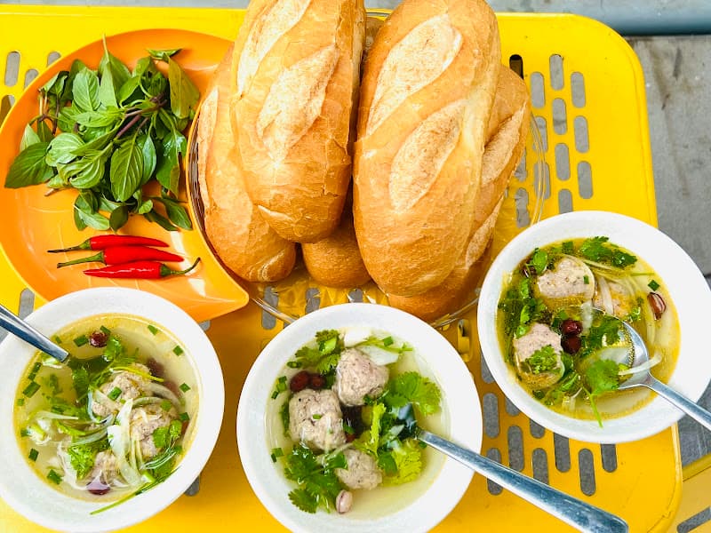 Hình ảnh Bánh Mì Xíu Mại Chén Su Mai Soup - Tây Thạnh - 5