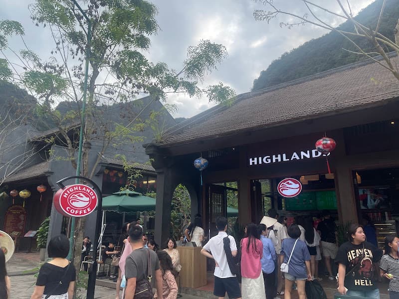 Hình ảnh Highlands Coffee - Tràng An - 3