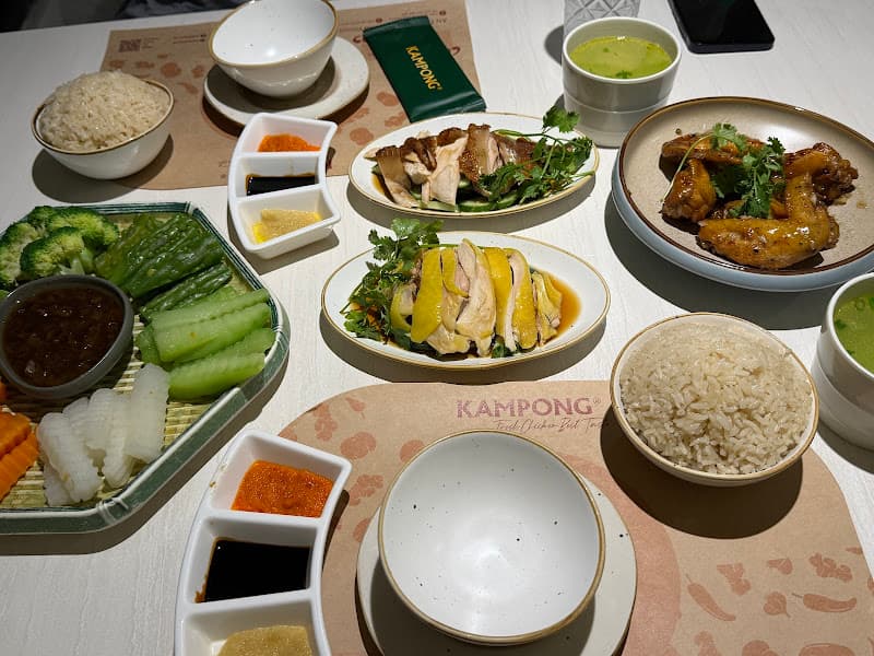 Hình ảnh Kampong Chicken House - Cơm gà Hải Nam - 2