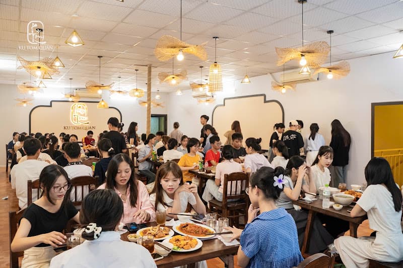 Hải Sản Ku Tom Đà Nẵng