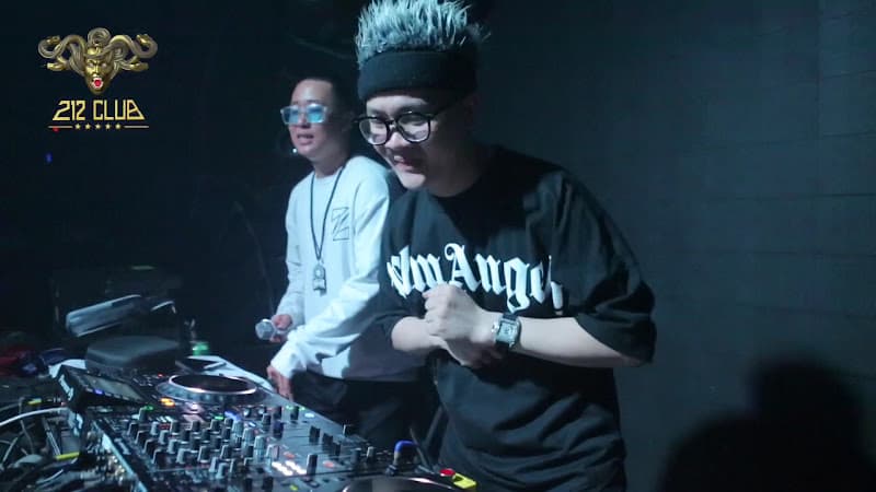 Hình ảnh NEW 212 CLUB - 5