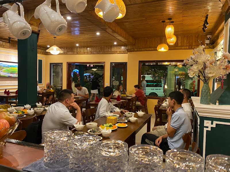 Hình ảnh Sapa Big Tree Restaurant - 2