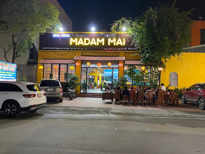 Nhà Hàng Hải Sản Madam Mai