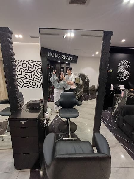 Swans Hair Salon - Hà Nội