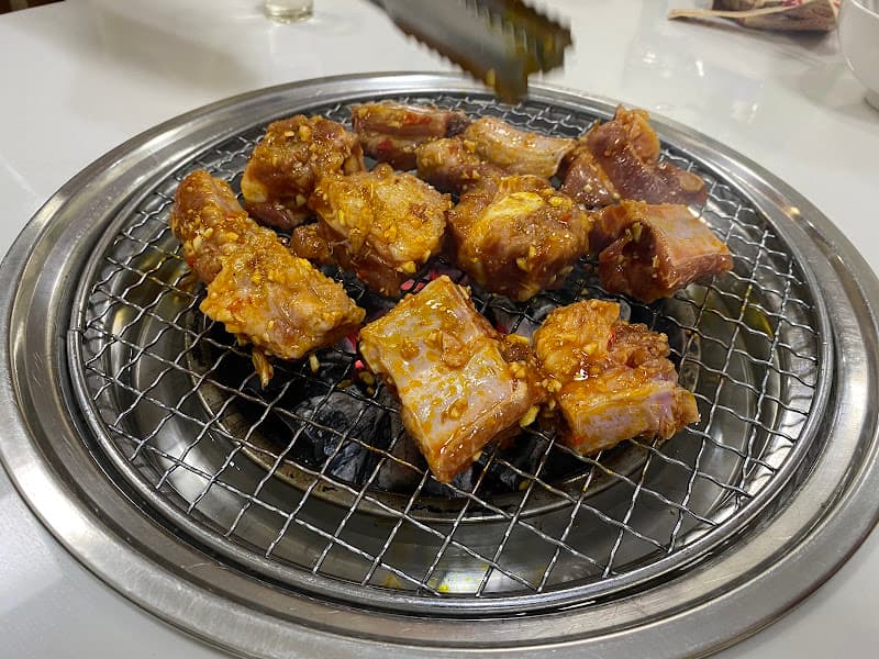 LẨU GÀ LÁ É Manh anh