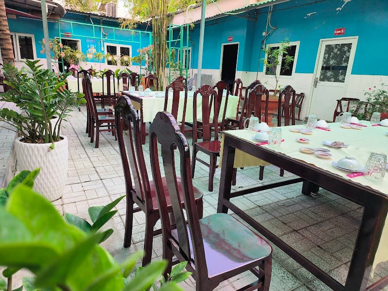 Quán Hoa Sơn Long Xuyên