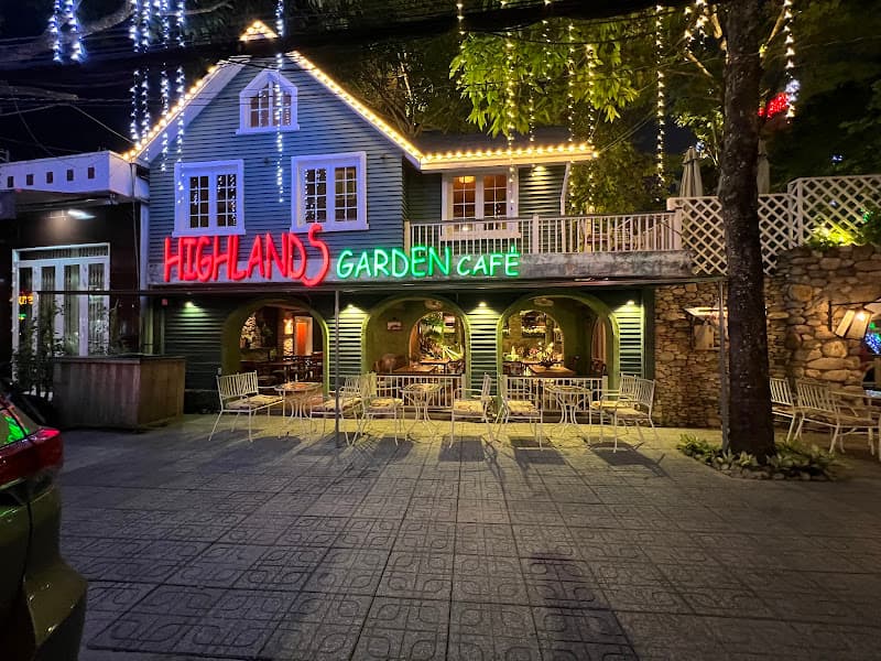 Hình ảnh Highlands Garden Cafe - 2
