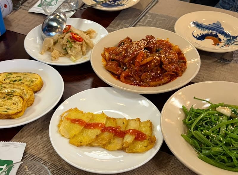 Hình ảnh 땀띤식당(Tâm Tình Restaurant) - 2