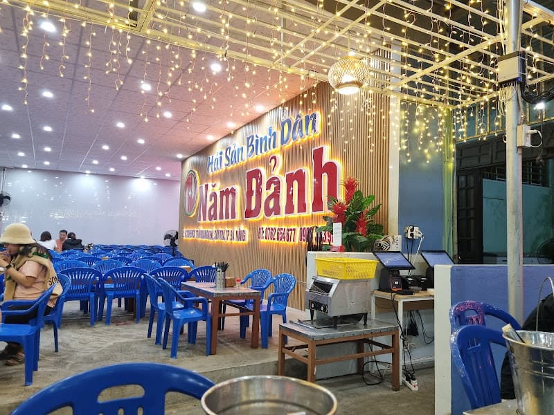 Hải sản Năm Đảnh