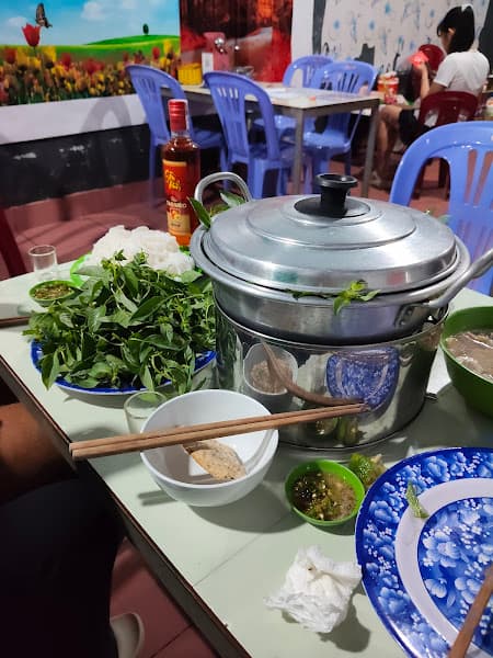 Hình ảnh Lẫu Gà Lá É TAO NGỘ - 3