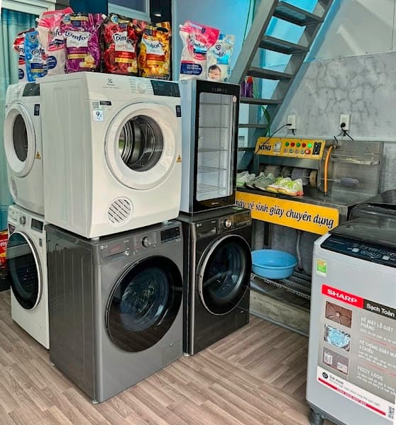 Hình ảnh Giặt Sấy - Vệ Sinh Giày 54 - 5
