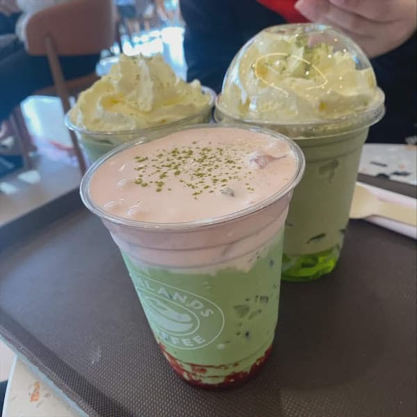 Hình ảnh Highlands Coffee Lotte Mall West Lake HN - 2