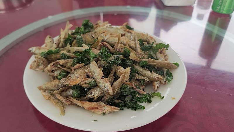 Nhà Hàng Uyên Nghĩa