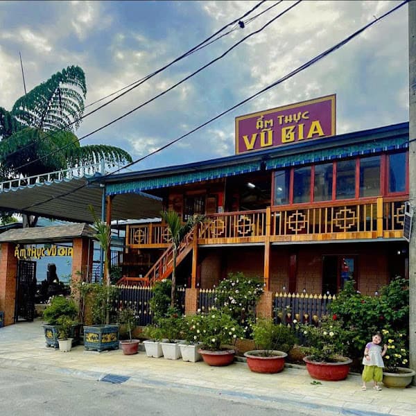Ảnh bìa Ẩm thực Vũ Gia Lai Châu