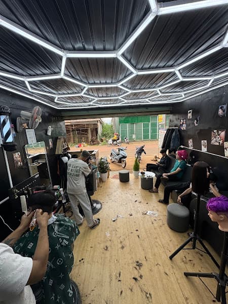 Chú Bôn Barber Hous