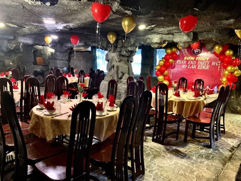 Nhà hàng Hoa viên Sơn Thuỷ