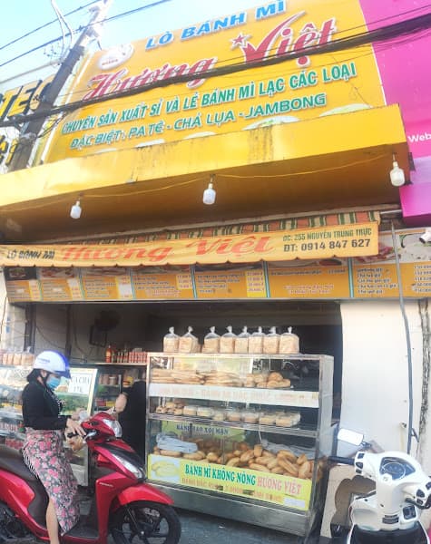 Hình ảnh Bánh mì Hương Việt - 2