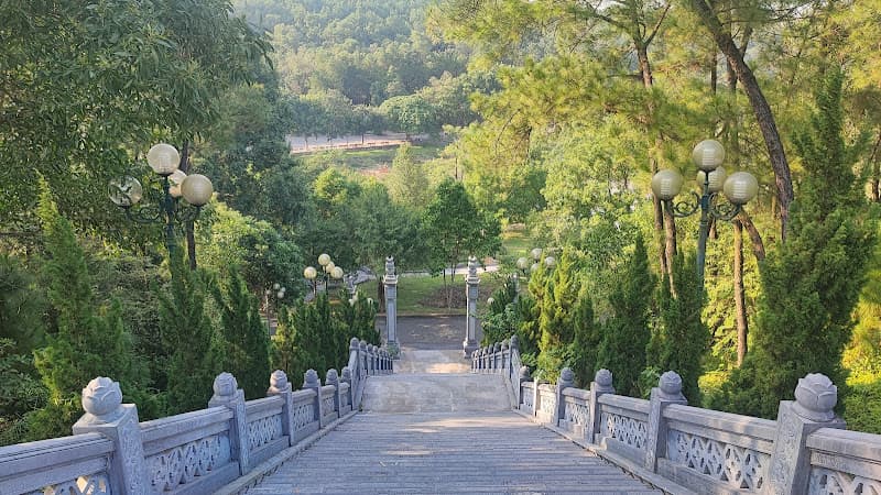 Hình ảnh Tháp Chuông Ngã Ba Đồng Lộc - 3