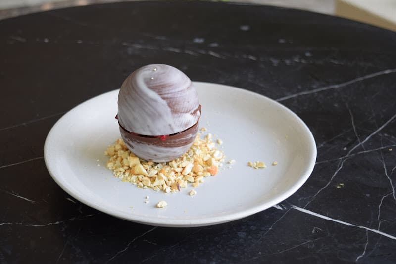 Hình ảnh The Deck Saigon - 6