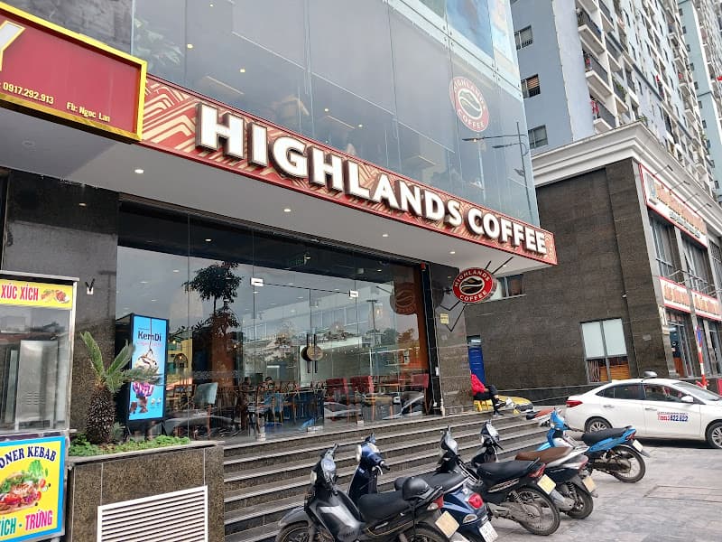 Highlands Coffee Golden Bay