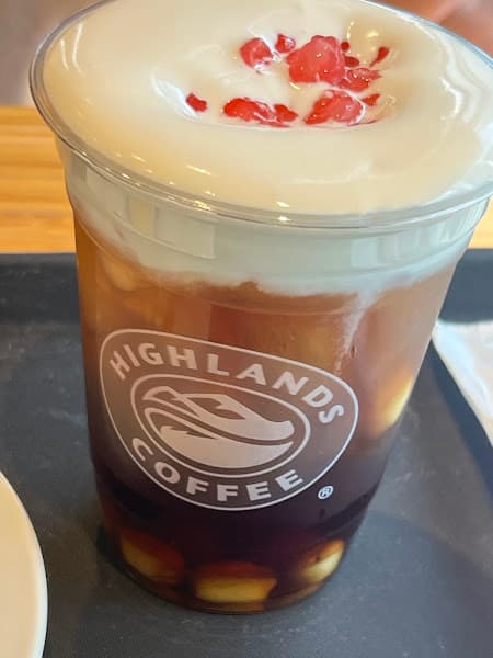 Hình ảnh Highlands Coffee Nguyễn Văn Trỗi HCM - 3