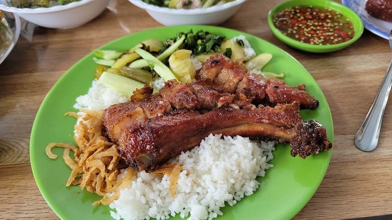 Hình ảnh Cơm Sườn Cọng ,bún Bánh Mì Thịt Nem Nướng Cô Ba - 4