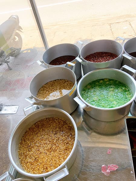 Ảnh bìa Chè Huế Bánh xèo