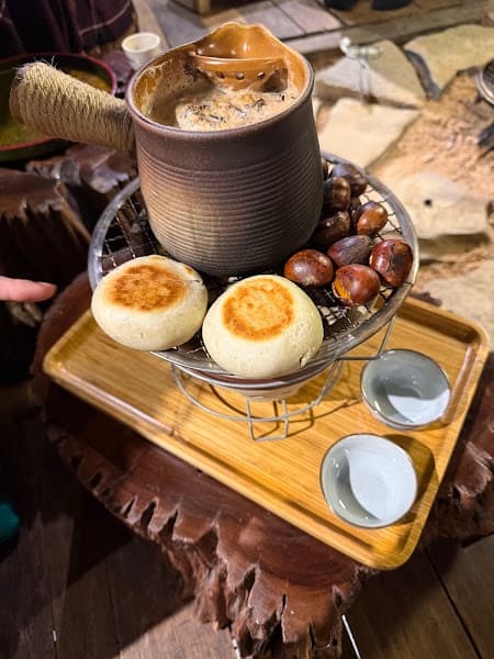 Hình ảnh Bản Phố - Drinks & Local Space - 4