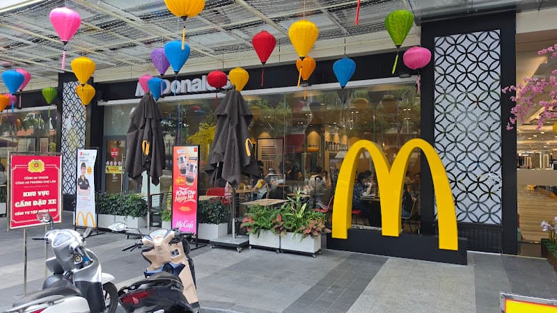 Hình ảnh McDonald's Hùng Vương - 3