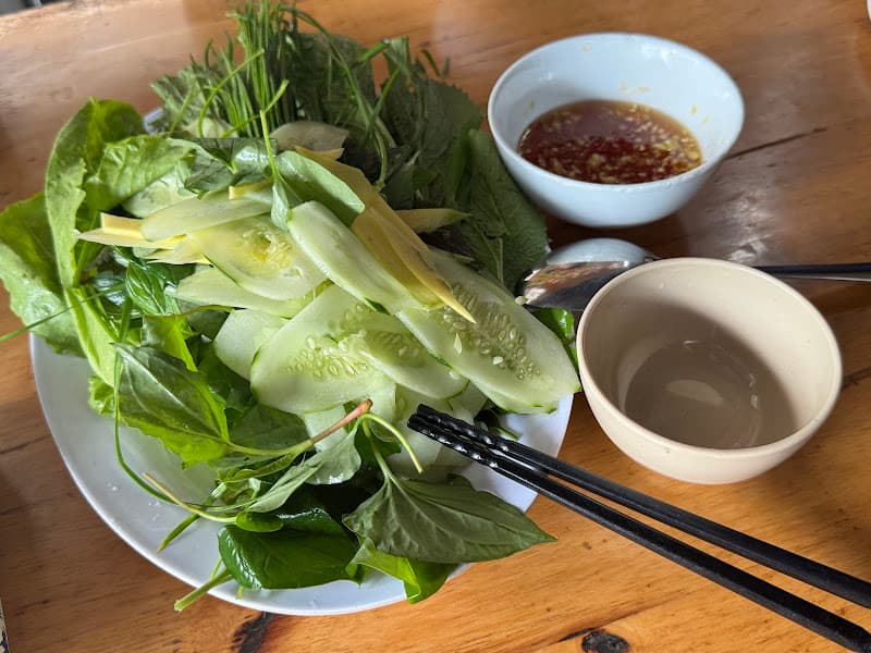 Hình ảnh Bánh xèo tôm nhảy - 4