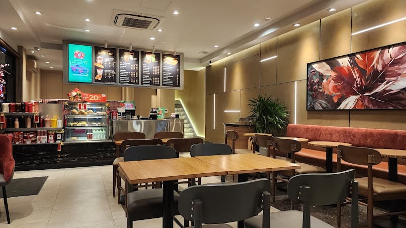 Ảnh bìa Highlands Coffee Water Front