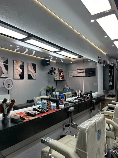 Hình ảnh HAJ LONG WARD - 3