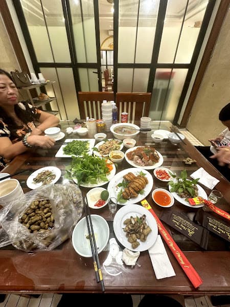 Hình ảnh Nhà Hàng Thủy Quán - 2