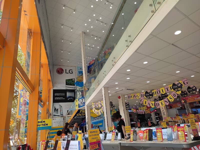 Hình ảnh TGDD - Cống Quỳnh (Mới) - 3