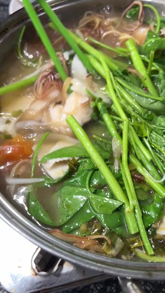 Hình ảnh Quán Cơm gà đi bộ gia phát - 4