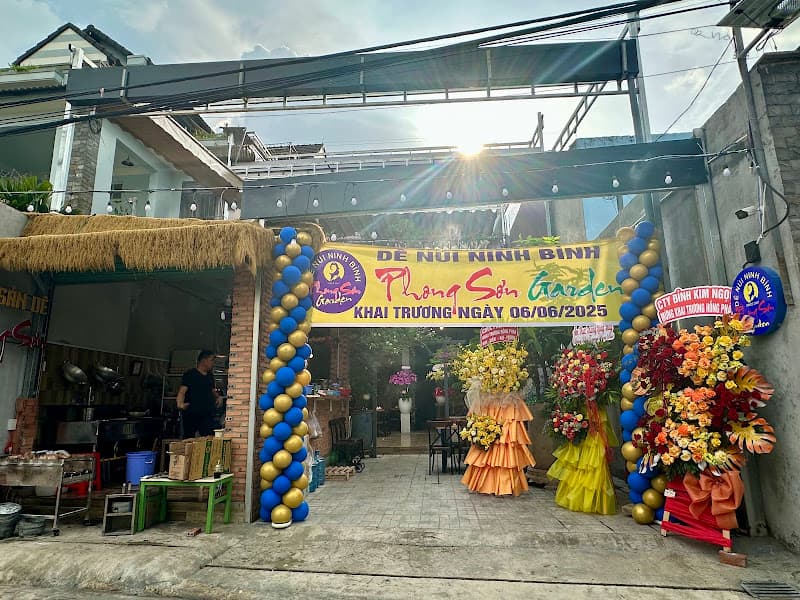 Dê Phong Sơn Garden