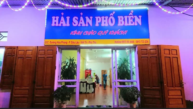 Quán Hải Sản Phố Biển