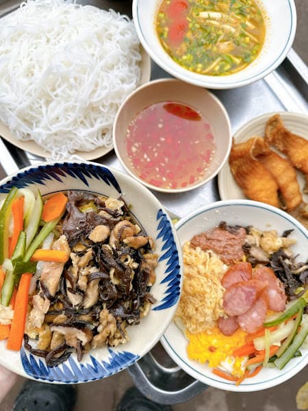 Hình ảnh Bếp Mun Mun Bún Hải Sản - 2
