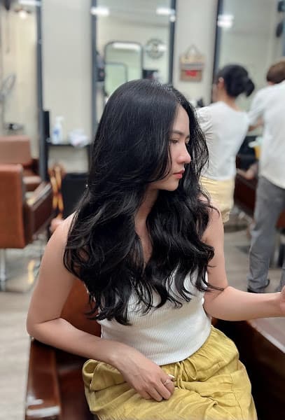 Hình ảnh HAIR SALON DŨNG IVAN 107 Hải Thượng Lãn Ông - 4