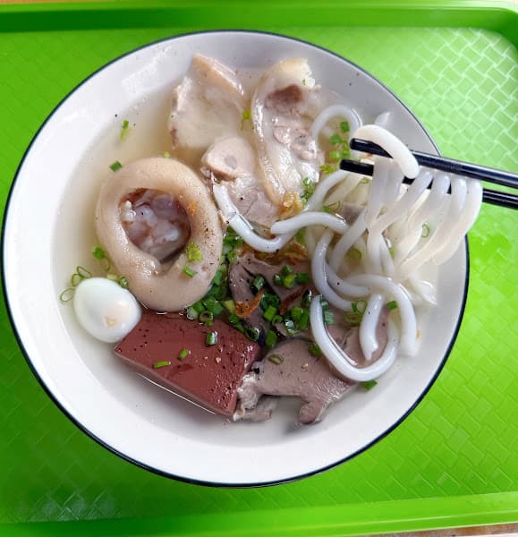 Hình ảnh Bánh canh giò heo Hương - 3