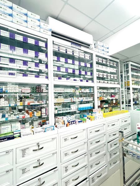 Hình ảnh Nhà Thuốc FPT Long Châu - 3
